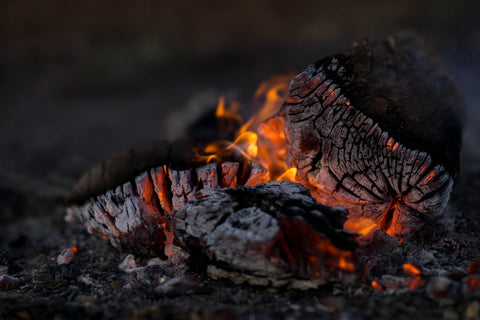 How Long Does Charcoal Last: Maximizing the Life of Your Fuel