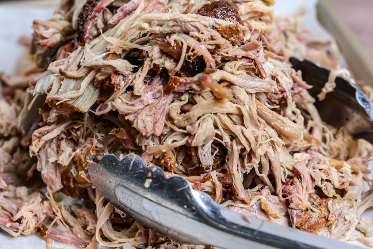 How Much Pulled Pork for 100 People: Feeding a Crowd with Porky Perfection